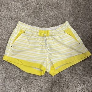 Play all day shorts